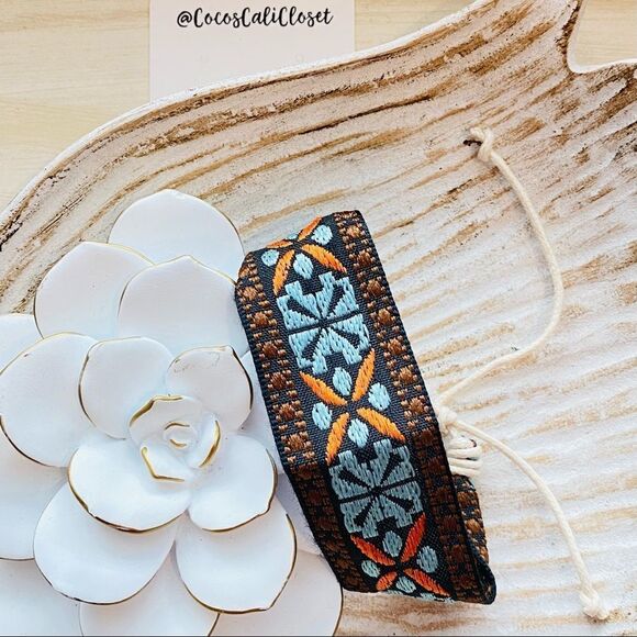 Boho Embroidered Mayan Style Adjustable Friendship Bracelet NWT - Picture 7 of 13